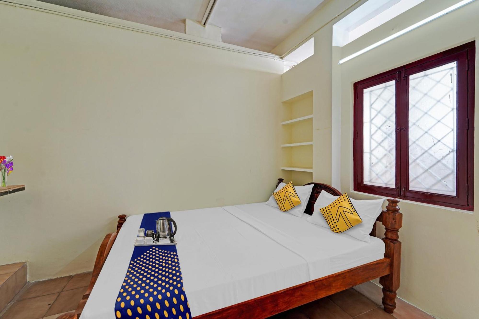Spot On Sri Sakthi Guest House Villupuram Luaran gambar
